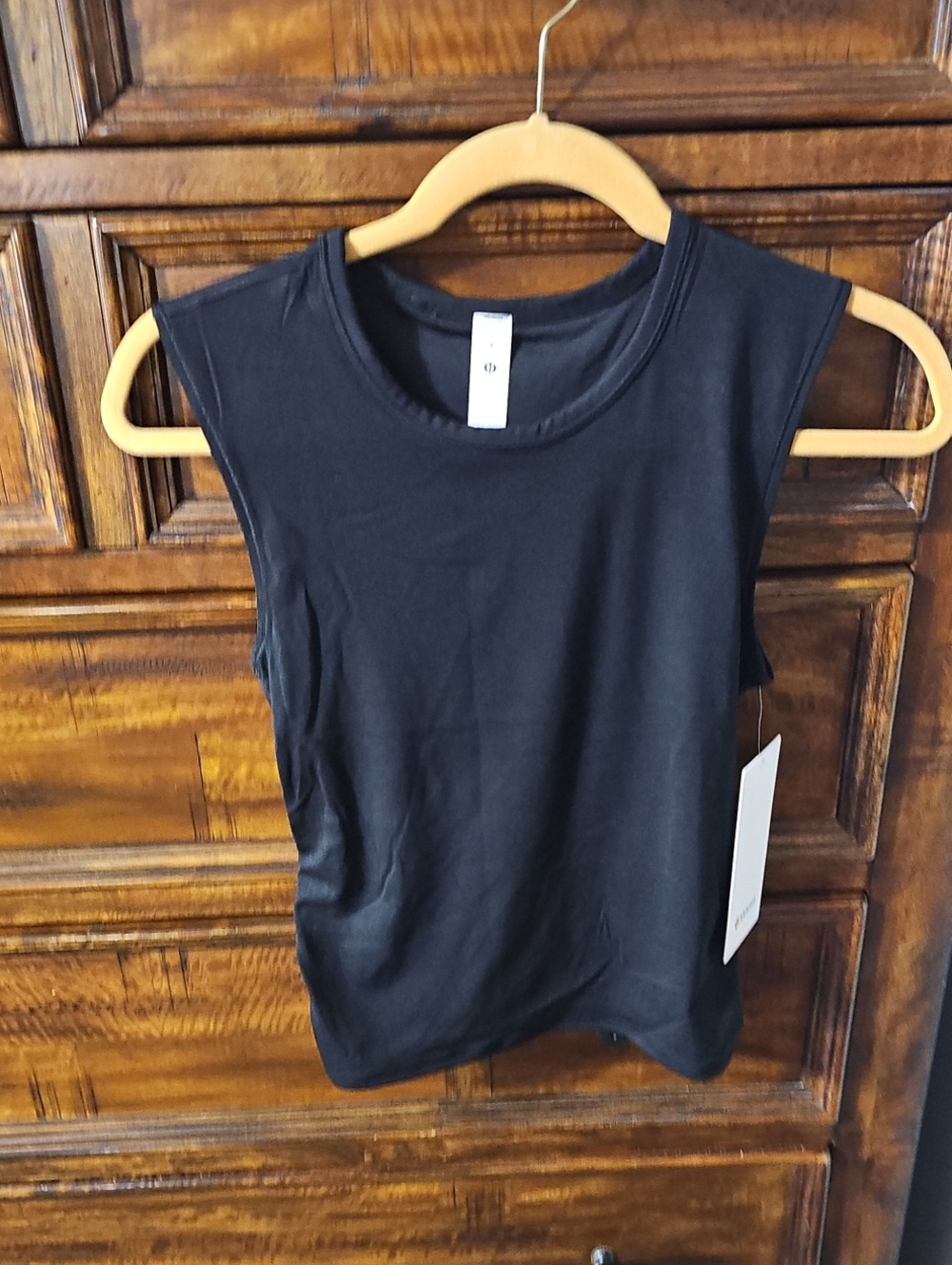 Lululemon All It Takes Back- Twist Tank, Silky!! Sz 8! Nwts BLK!!